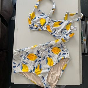 XL (DD) Never worn Kitty & Vibe two piece